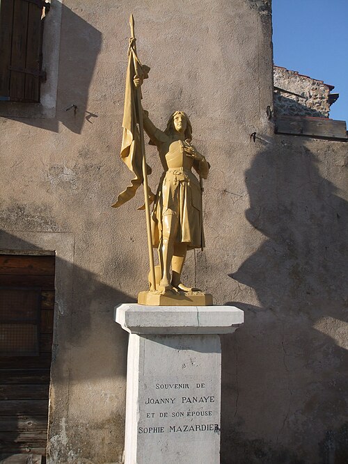 Sécheras : Place Jeanne d&rsquo;Arc