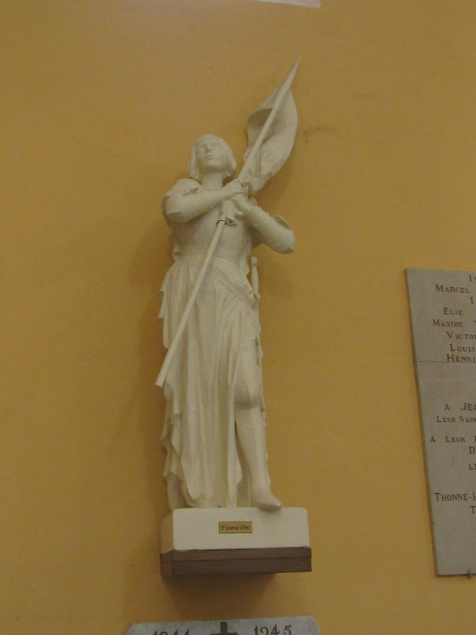 Sarras : Église de la Nativité-de-la-Vierge