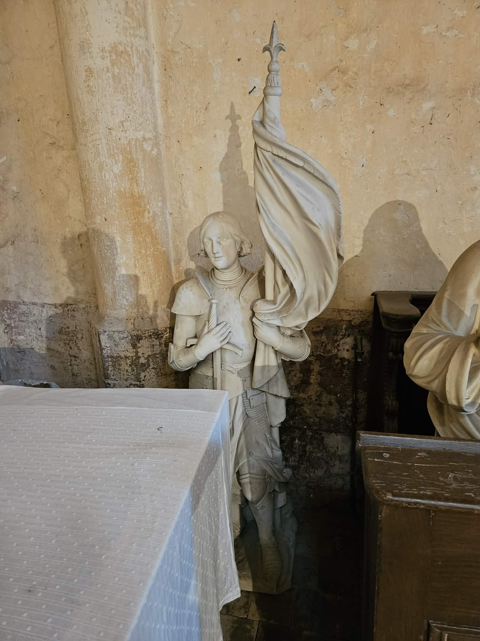 Authon-la-Plaine : Église Saint-Aubin